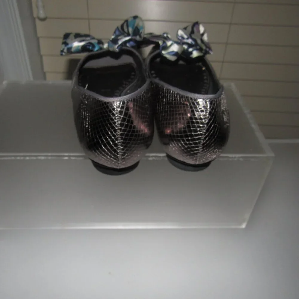 LIBBY EDELMAN Kendra Whimsical Glamour Peep Toe Bow Flats Shoes Size 8.5M